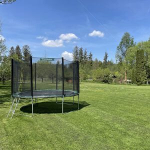 Trampolin im Gasten des Hotel Restaurant Erber nahe Aschheim