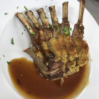 Lammkarree mit Kräuterkruste